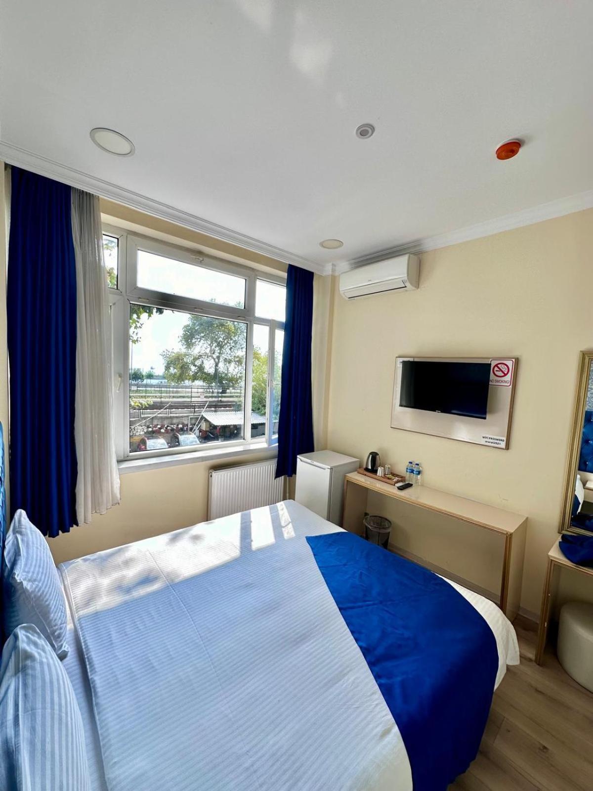 Grand Ararat Hotel 4*